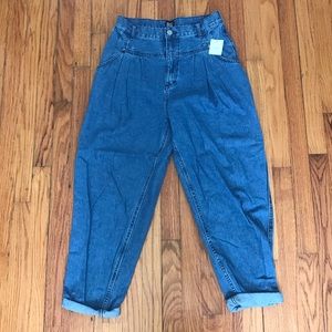 BDG High Waisted Jeans